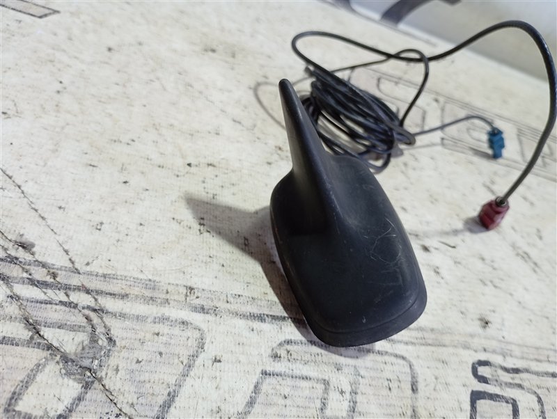 Антенна плавник Audi A3 2009 8P