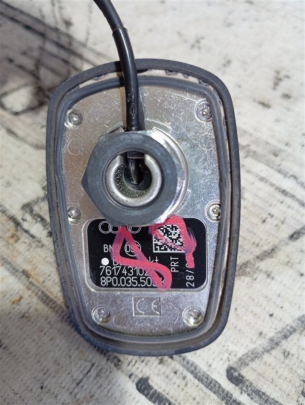 Антенна плавник Audi A3 2009 8P