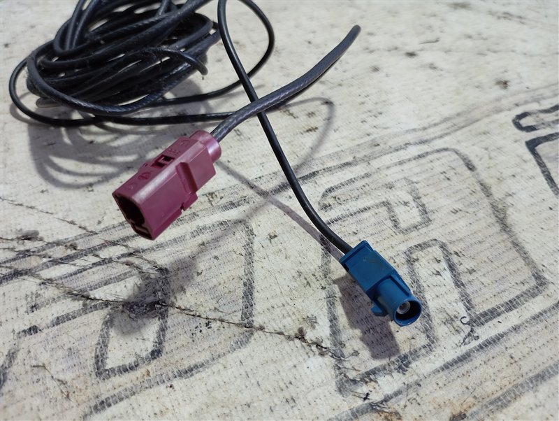 Антенна плавник Audi A3 2009 8P