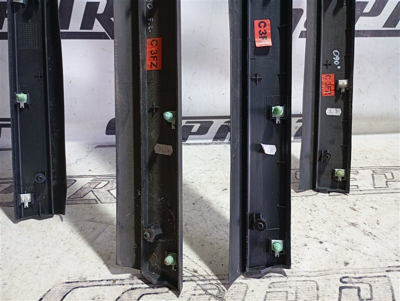 Молдинги дверей Volkswagen Passat 2002 B5