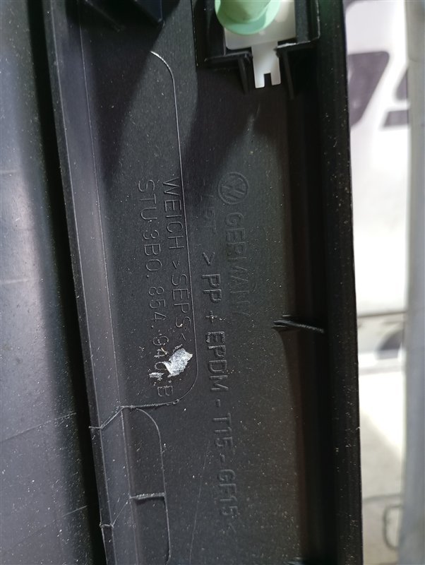 Молдинги дверей Volkswagen Passat 2002 B5