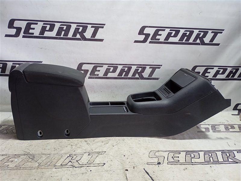 Подлокотник Volkswagen Tiguan 2012 5N