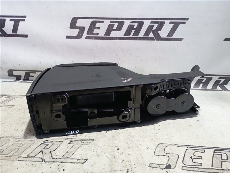 Подлокотник Volkswagen Passat 2002 B5