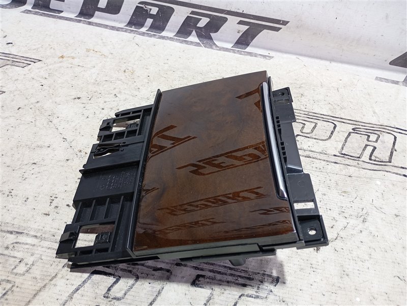 Пепельница Audi A6 2011 C7