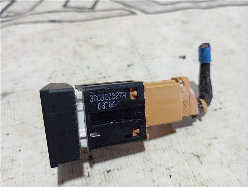 Кнопка Auto Hold Volkswagen Passat 2006 B6