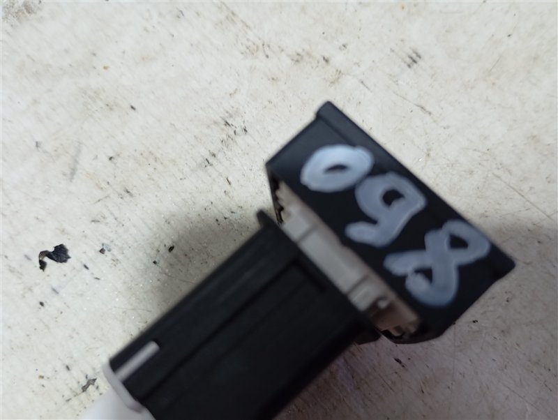 Кнопка ESP Volkswagen Passat 2006 B6