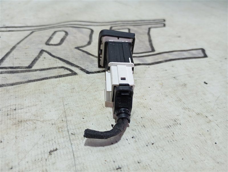 Кнопка ESP Volkswagen Passat 2006 B6