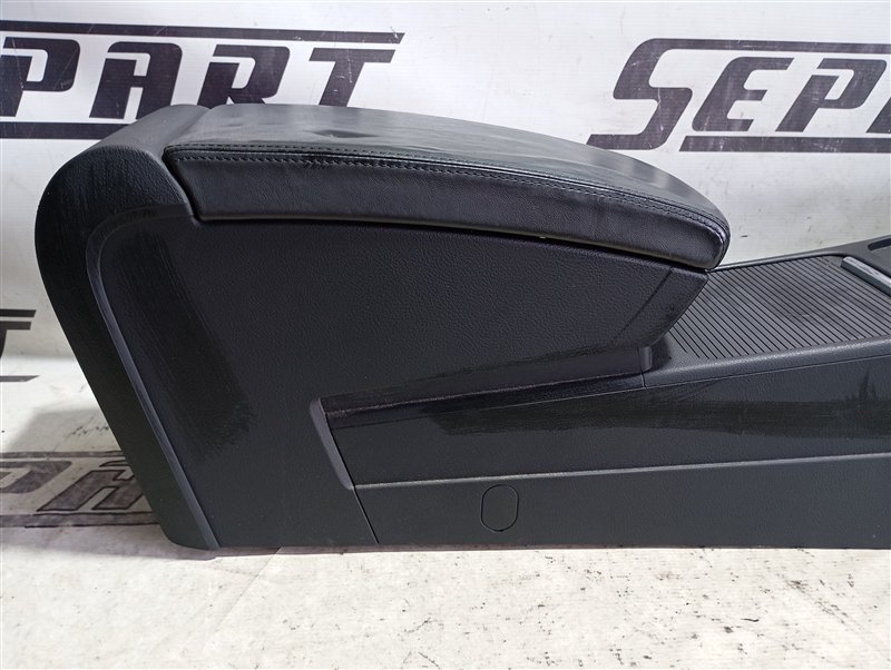 Подлокотник Volkswagen Passat 2006 B6