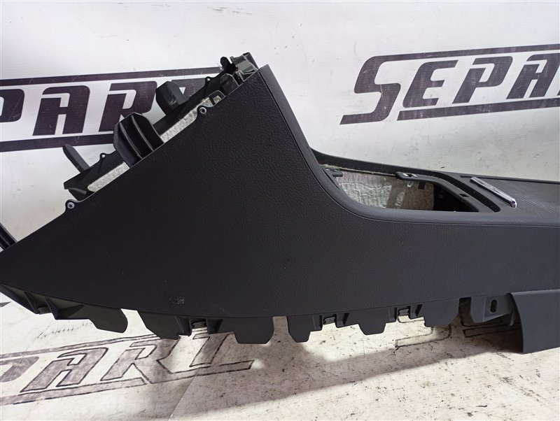 Подлокотник Volkswagen Passat 2006 B6