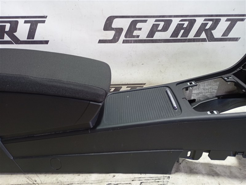 Подлокотник Volkswagen Passat 2008 B6