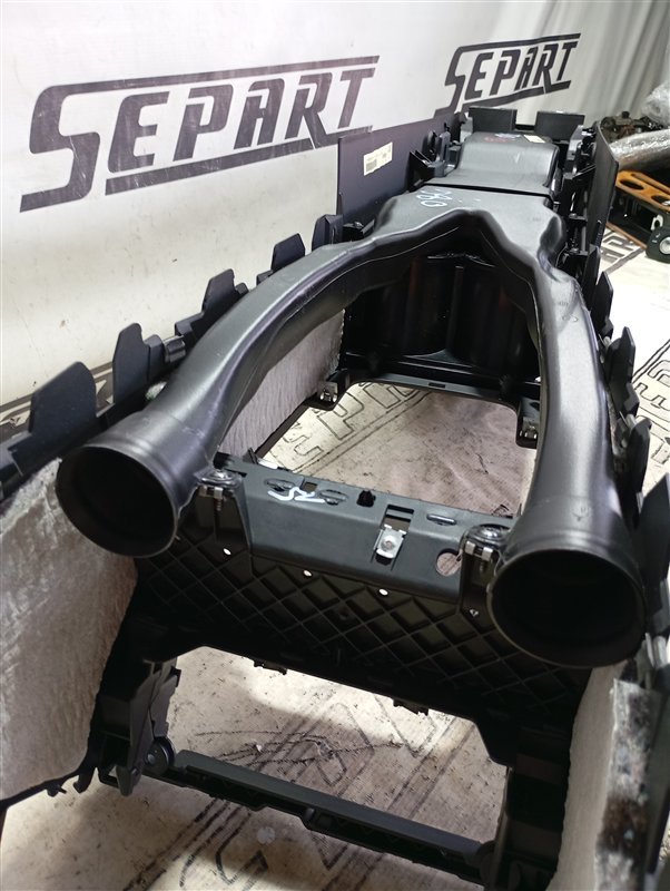 Подлокотник Volkswagen Passat 2008 B6