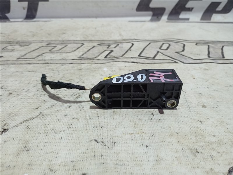 Датчик удара Volkswagen Passat 2002 B5