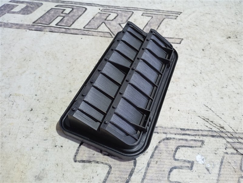 Решетка вентиляционная Volkswagen Passat 2012 B7