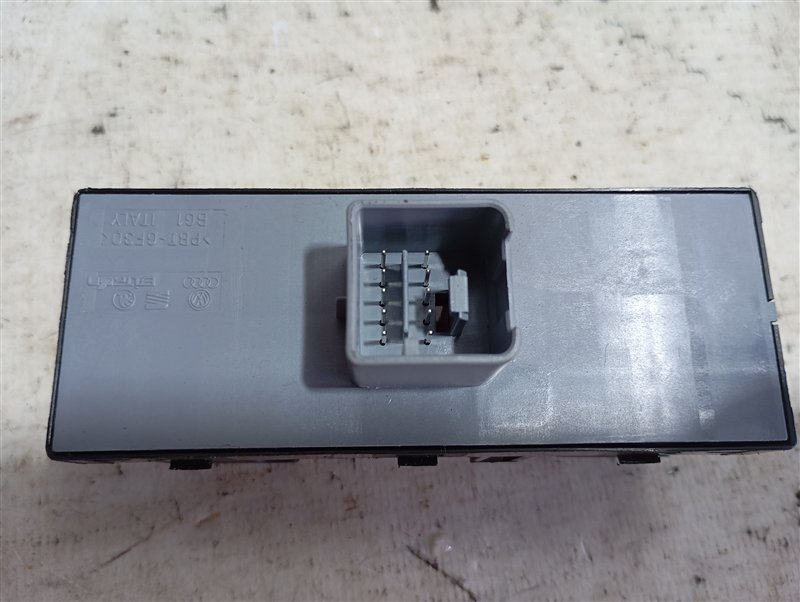 Блок управления стеклоподъемниками Volkswagen Passat 2008 B6