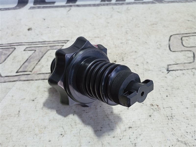 Болт крепления запасного колеса Audi Q5 2013 8R