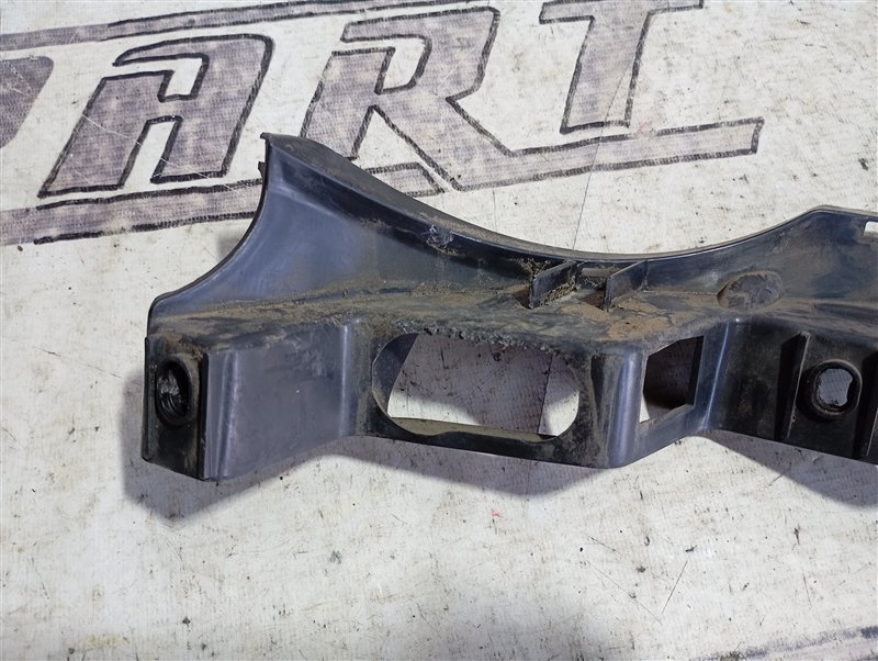 Кронштейн бампера Volkswagen Passat 2006 B6