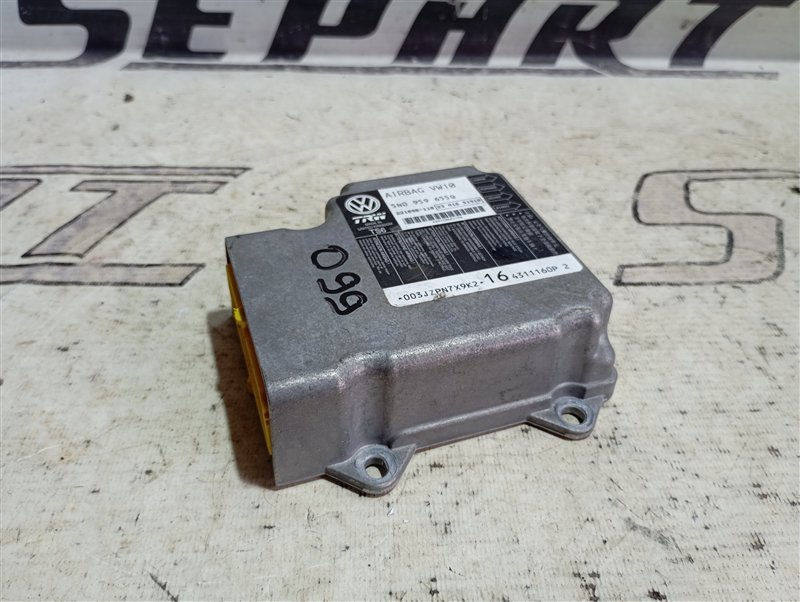 Блок управления подушками безопасности Volkswagen Passat 2012 B7