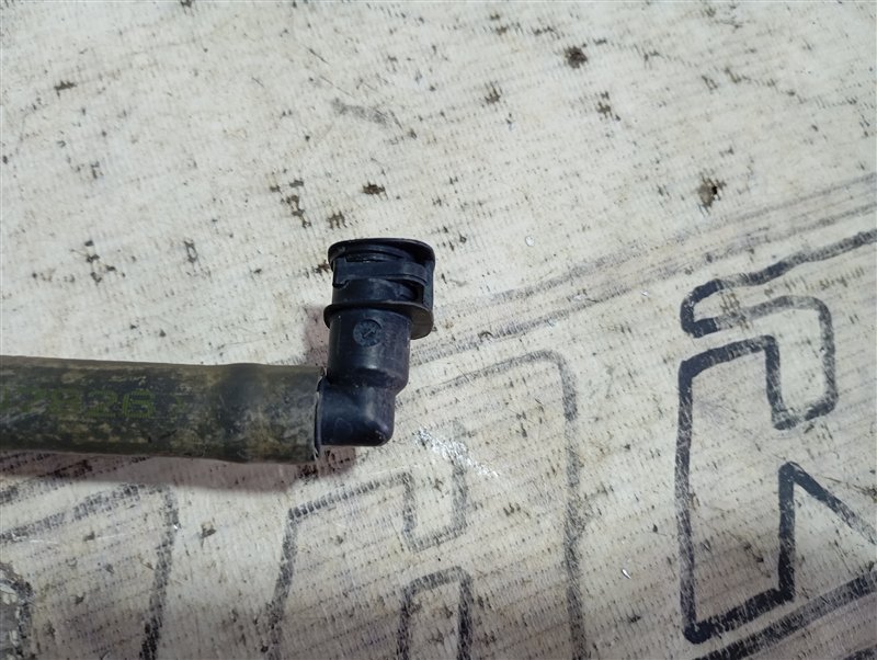 Шланг омывателя фар Volkswagen Passat 2008 B6