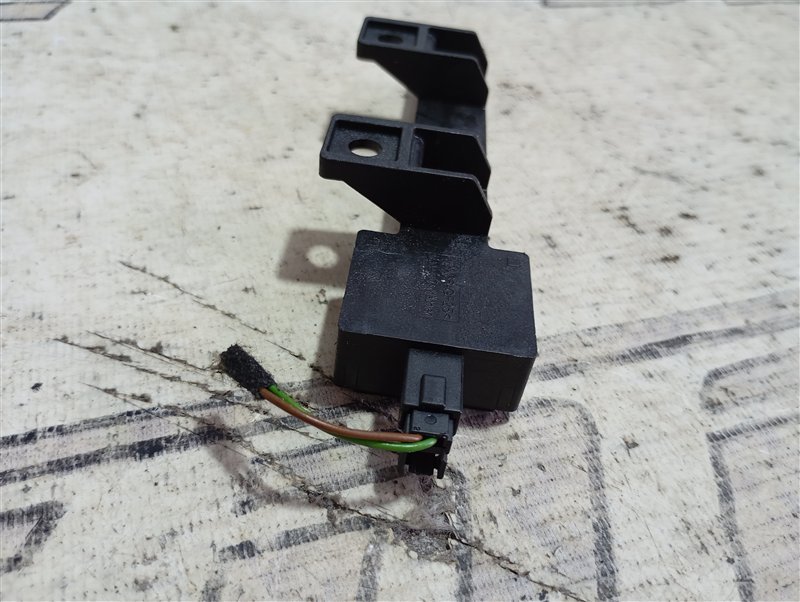 Антенна бесключевого доступа Audi Q7 2010 4L