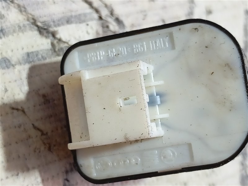 Переключатель регулировки зеркал Audi Q7 2010 4L