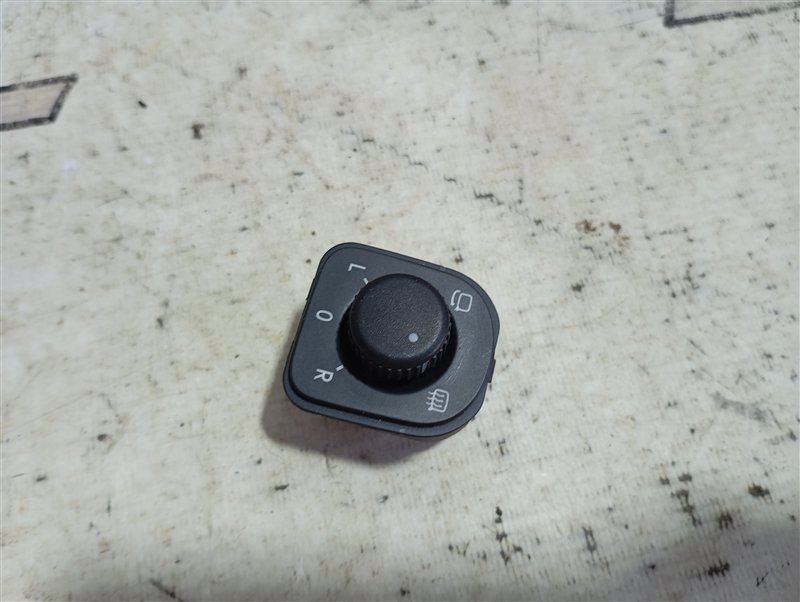 Переключатель регулировки зеркал Volkswagen Passat 2008 B6