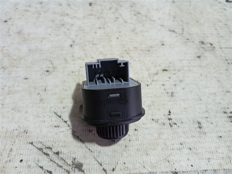 Переключатель регулировки зеркал Volkswagen Passat 2008 B6