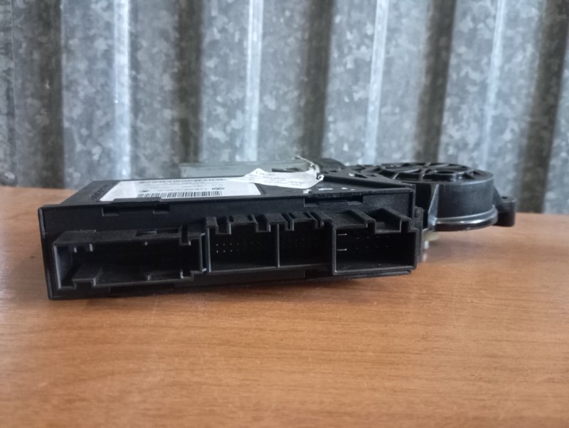 Мотор стеклоподъемника Volkswagen Touareg 2006 GP