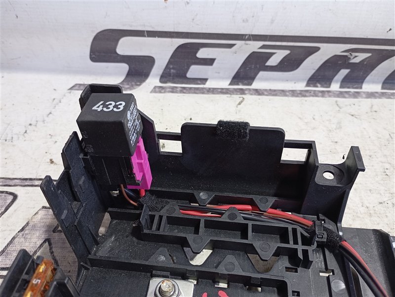 Блок предохранителей Volkswagen Touareg 2008 GP