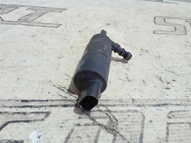 Насос омывателя фар Volkswagen Passat 2008 B6