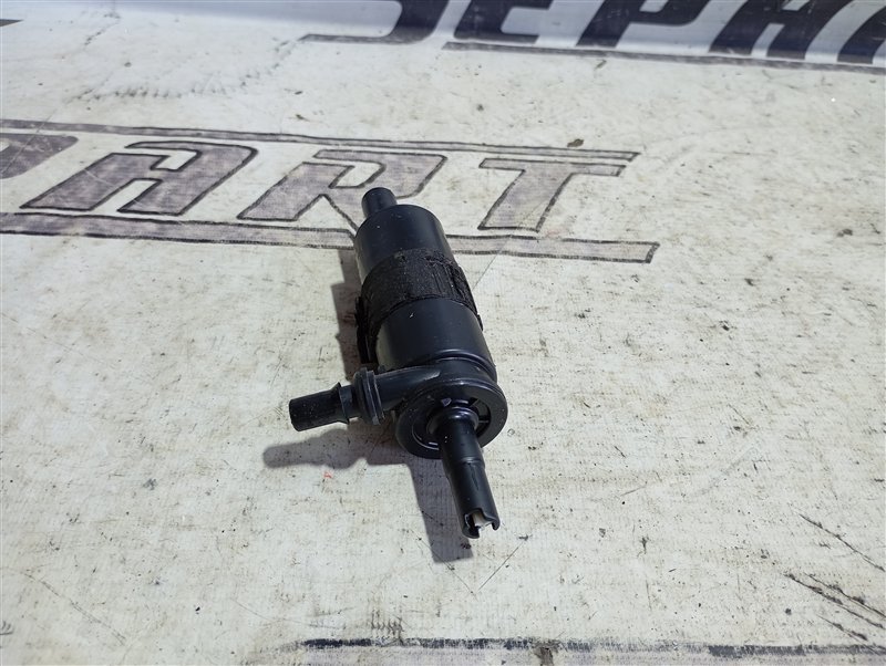 Насос омывателя фар Audi A4 2016 B9