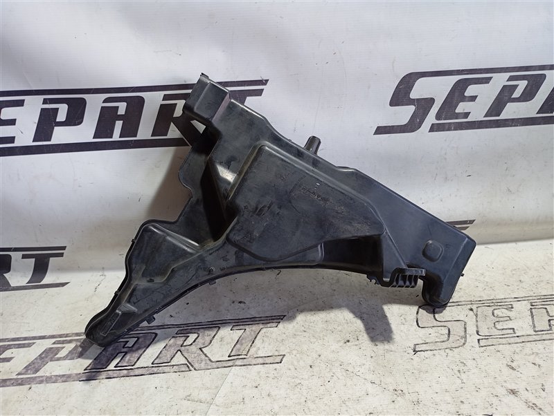 Бачок омывателя Audi A4 2016 B9