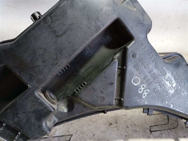 Бачок омывателя Audi A4 2016 B9