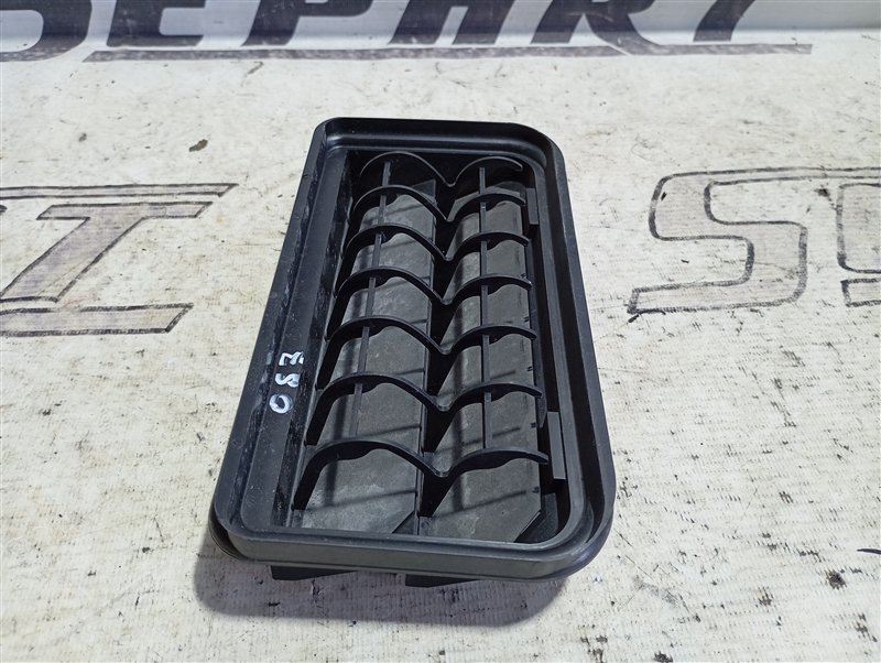 Решетка вентиляционная Volkswagen Passat 2008 B6