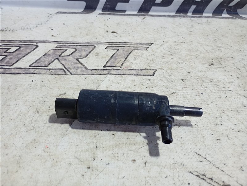 Насос омывателя фар Volkswagen Tiguan 2012 5N