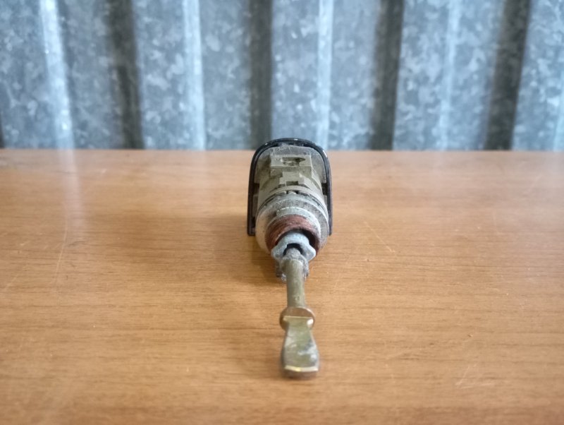 Личинка замка двери Volkswagen Touareg 2006 GP