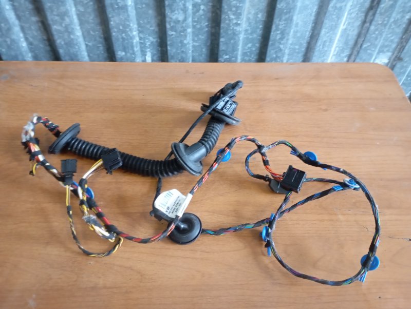 Проводка (коса) двери Volkswagen Touareg 2006 GP