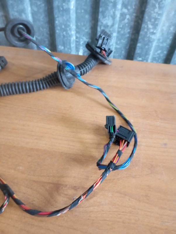 Проводка (коса) двери Volkswagen Touareg 2006 GP