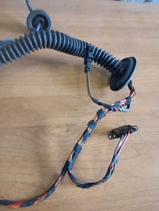 Проводка (коса) двери Volkswagen Touareg 2006 GP