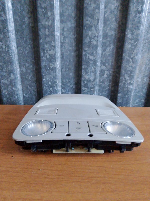 Плафон салона Skoda YETI 2011 5L