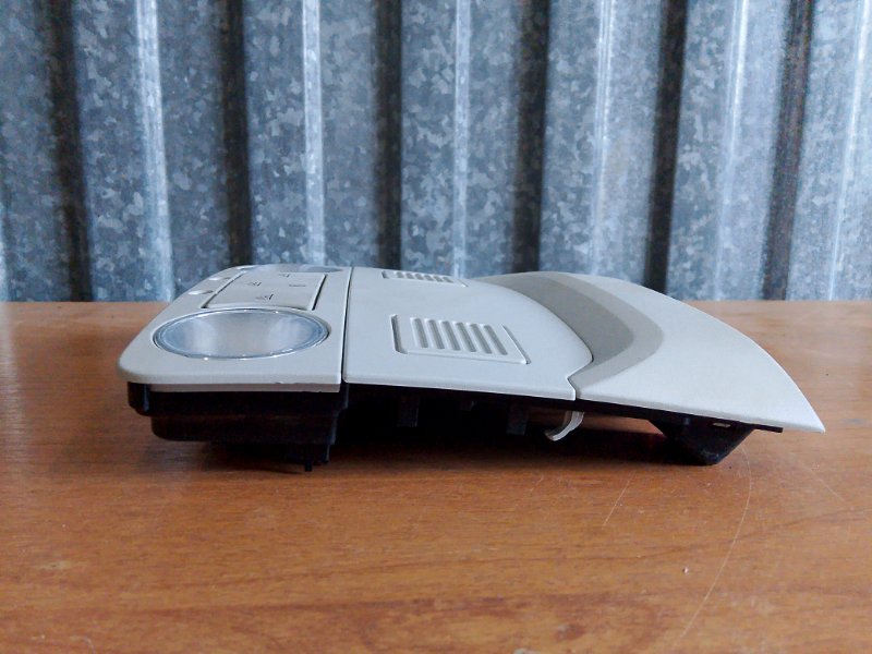 Плафон салона Skoda YETI 2011 5L