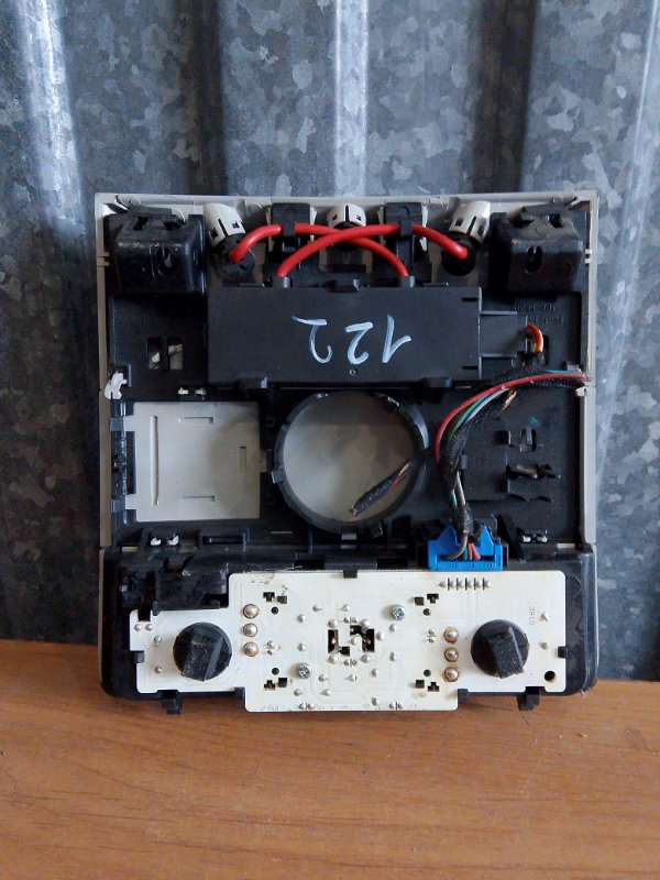 Плафон салона Skoda YETI 2011 5L