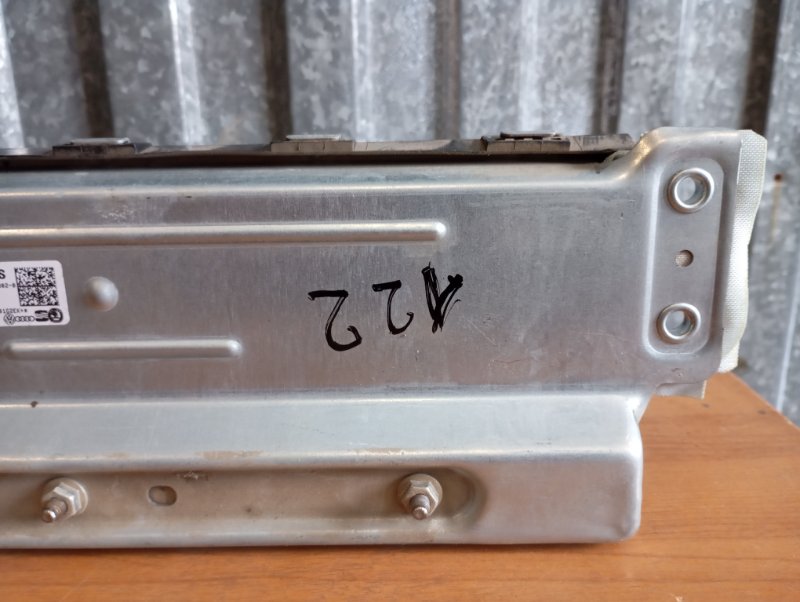 Подушка безопасности в колени Skoda YETI 2011 5L