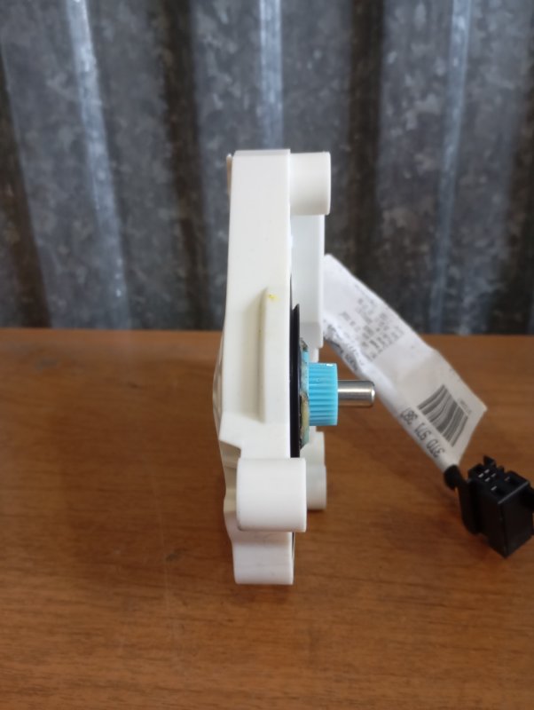 Мотор стеклоподъемника Skoda YETI 2011 5L