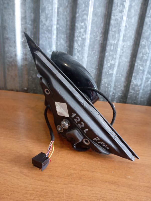 Зеркало боковое Skoda YETI 2011 5L