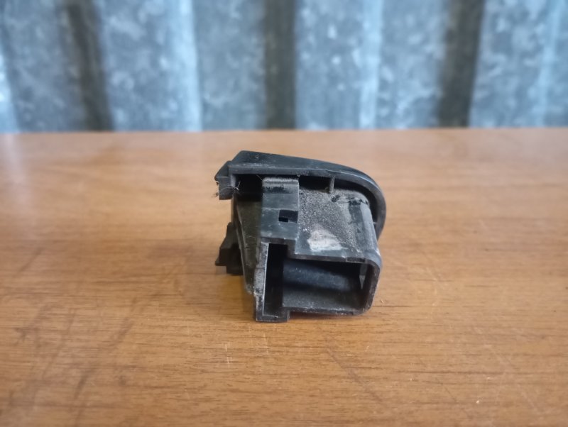 Заглушка ручки двери Skoda YETI 2011 5L