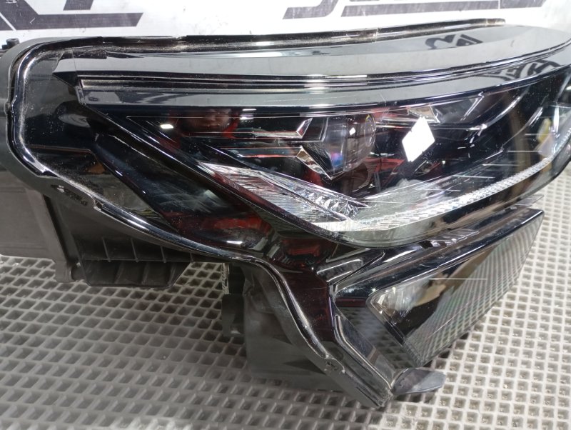 Фары Skoda Kodiaq 2021 NS7