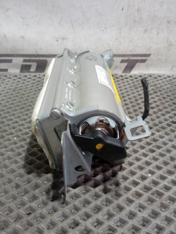 Подушка безопасности пассажира Volkswagen Touareg 2006 GP