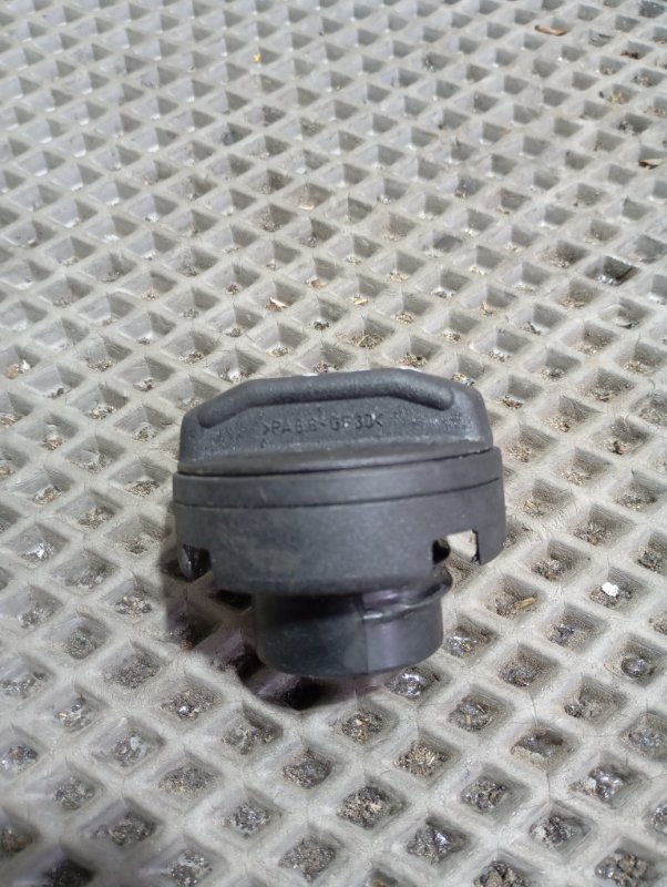 Крышка топливного бака Volkswagen Touareg 2006 GP