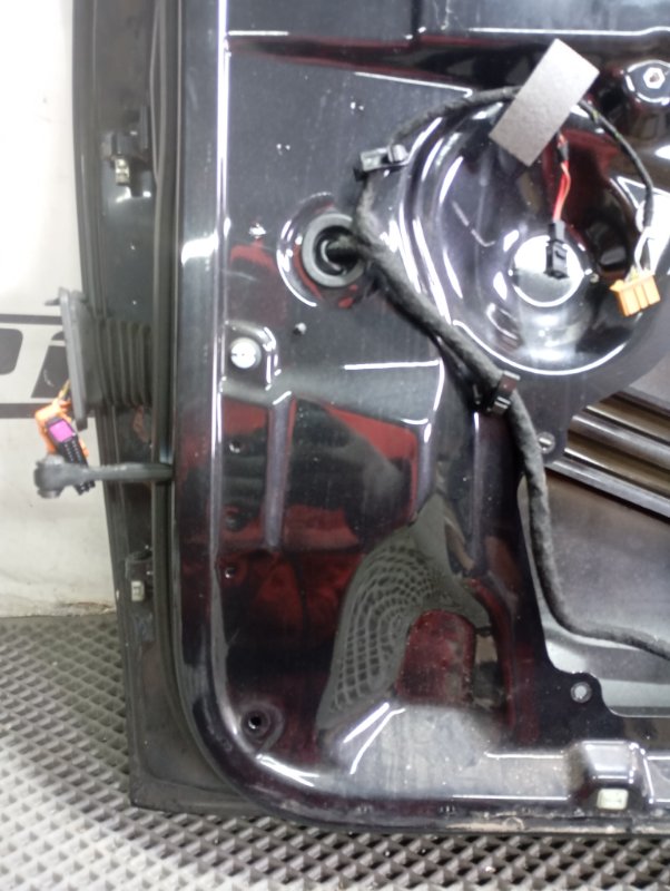 Дверь Skoda YETI 2011 5L