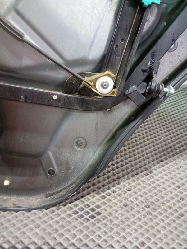 Стеклоподъемник Volkswagen Touareg 2006 GP